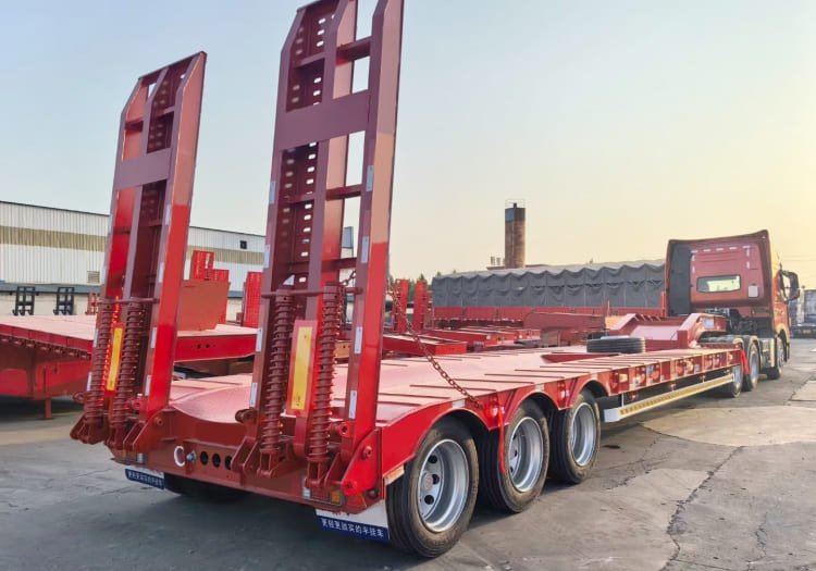 3 Axle 60 Ton Semi Lowbed Trailer for Sale in Tanzania Dar Es Salaam