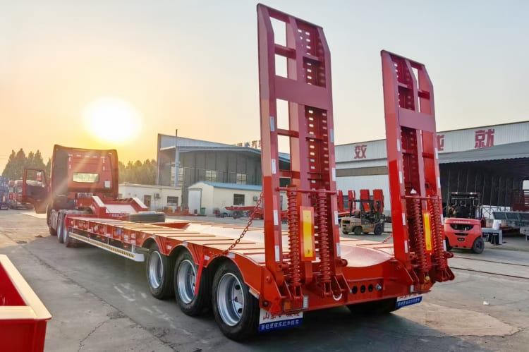 3 Axle 60 Ton Semi Lowbed Trailer for Sale in Tanzania Dar Es Salaam