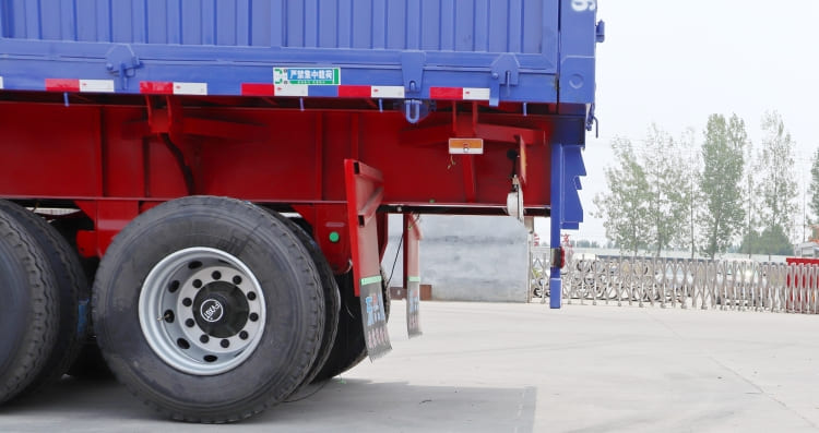 3 Axle Cattle Hauler Trailer for sale in Guinea | 60 Ton Cattle Livestock Animal Transport Trailers