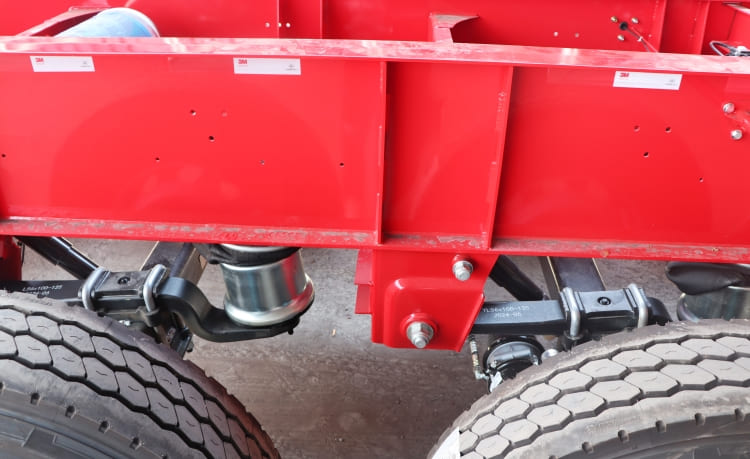 Tri Axle 40ft Container Chassis Trailer for Sale in Benin