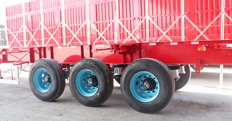 Tri Axle 40ft Container Chassis Trailer for Sale in Benin