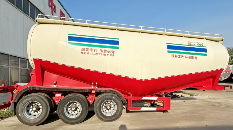 3 Axle Bulk Cement Tanker Trailer for Sale in Malawi