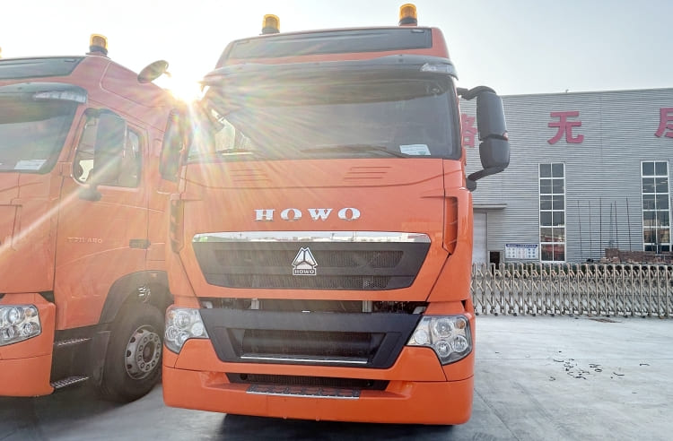 Used Howo T7H 480 6x4 Tractor Trucks for Sale in Kenya