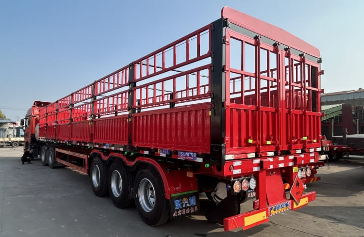 Livestock Animal Cattle Hauler Transport Trailer for Sale in Ghana Tema