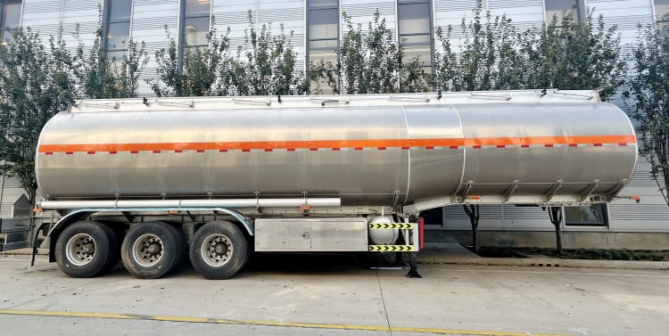 45000 Liters Stainless Steel Fuel Tanker Semi Trailers for Sale in Zimbabwe Harare