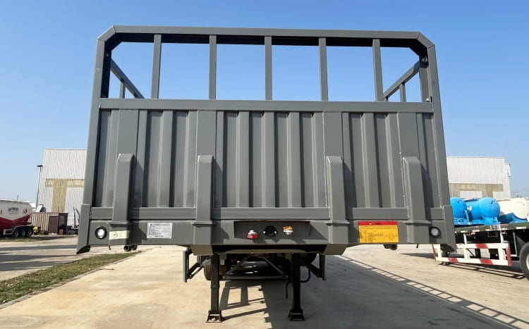 Cow Hauler Transport Trailer for Sale in Tanzania Mtwara | Goat Hog Horse Sheep Transport Trailer