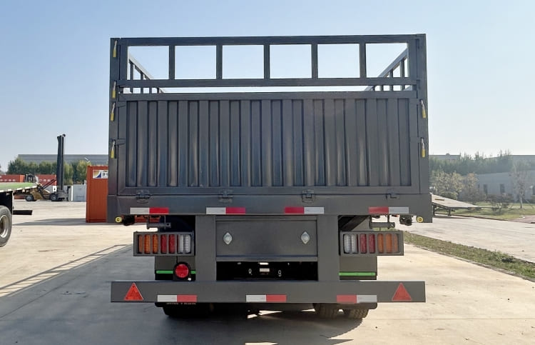 Cow Hauler Transport Trailer for Sale in Tanzania Mtwara | Goat Hog Horse Sheep Transport Trailer