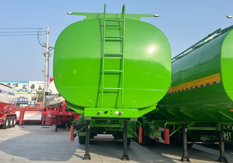 Tri Axle 50000 Liters Oil Tanker Trailer for Sale in Tanzania Dar Es Salaam