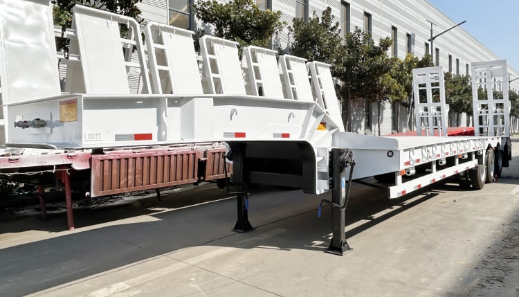 Tri Axle 60 Ton Semi Low Loader Trailer for Sale in Zimbabwe Bulawayo