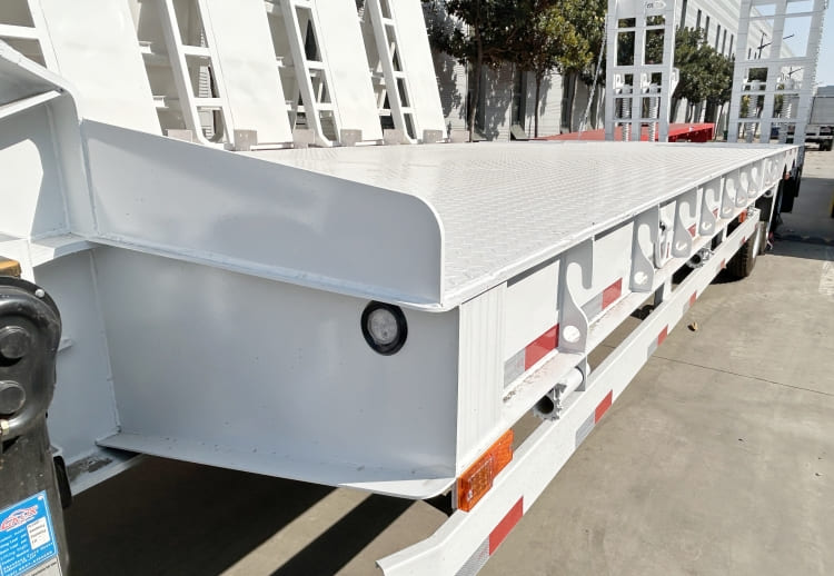 Tri Axle 60 Ton Semi Low Loader Trailer for Sale in Zimbabwe Bulawayo
