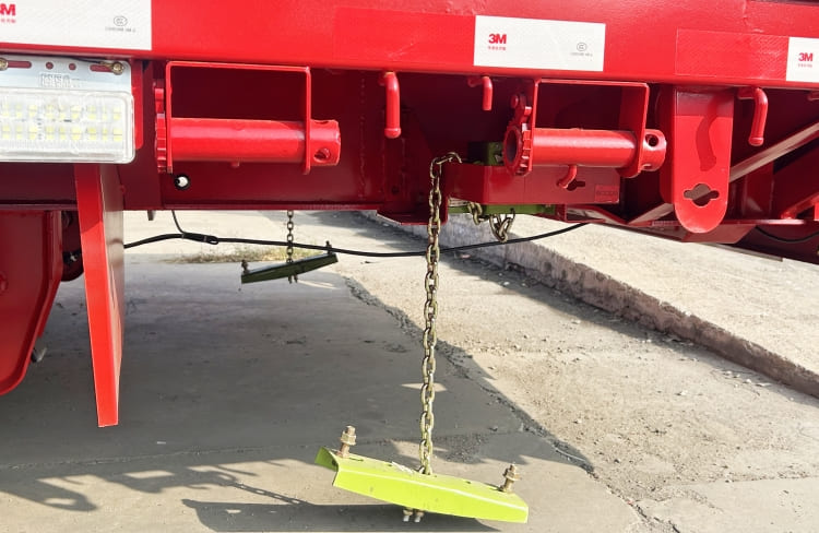 3 Axle 40 Ft Gooseneck Flatbed Trailer for Sale in Uganda