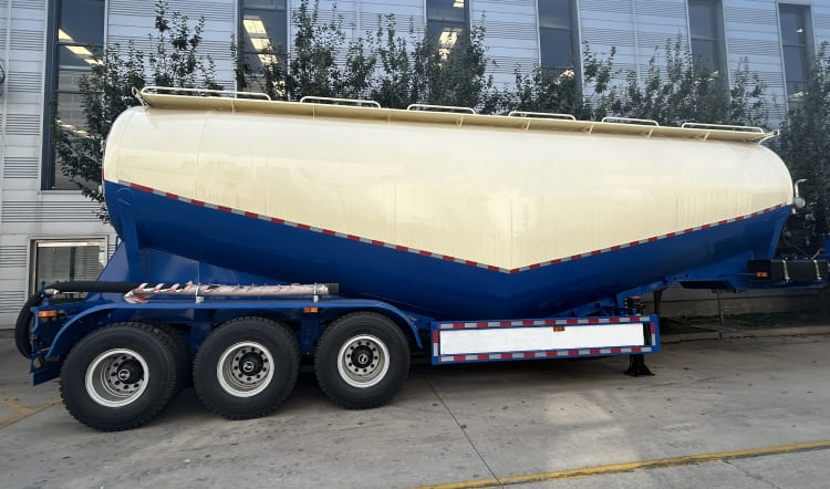 3 Axle 40 CBM Cement Tanker Trailer for Sale in Namibia