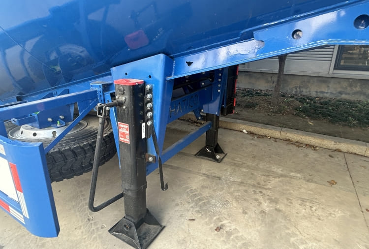 3 Axle 40 CBM Cement Tanker Trailer for Sale in Namibia