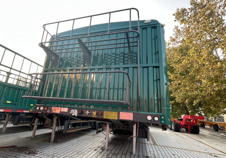 Animal | Cow | Goat | Hog | Horse | Sheep Transport Trailer for Sale in Tanzania Tanga