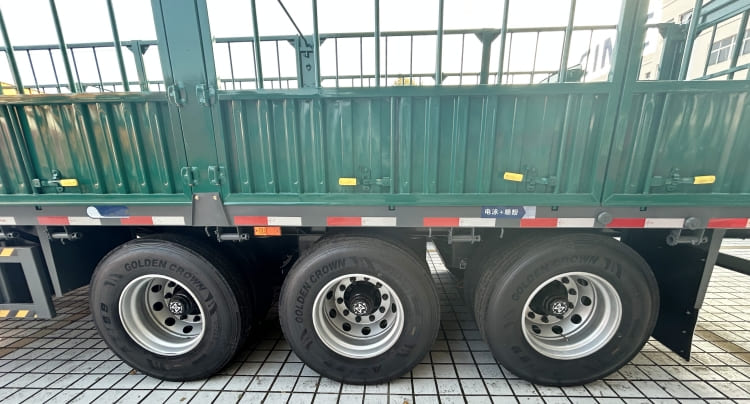Animal | Cow | Goat | Hog | Horse | Sheep Transport Trailer for Sale in Tanzania Tanga