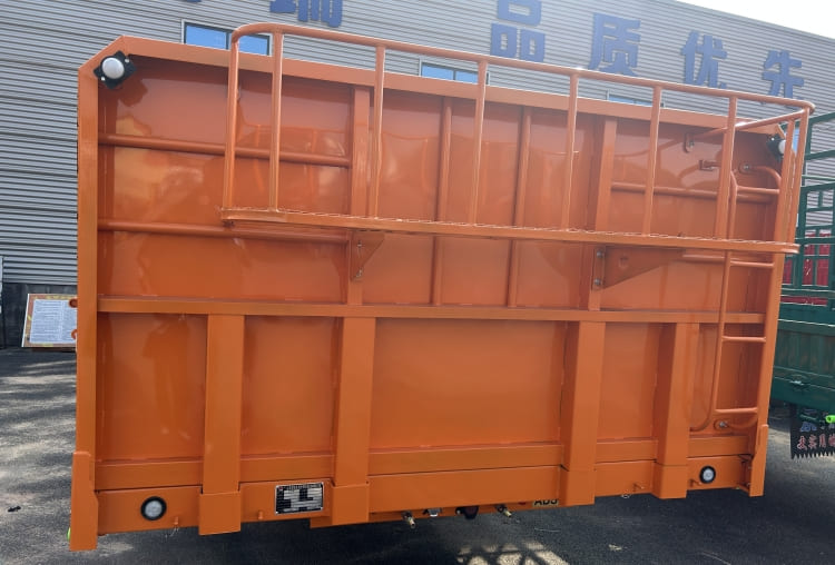 China 3 Axle 80 Ton Side Wall Trailer for Sale in Zimbabwe Harare