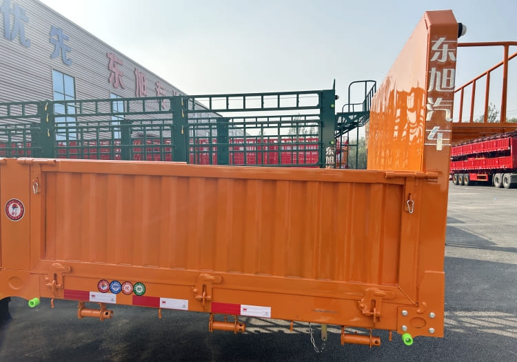 China 3 Axle 80 Ton Side Wall Trailer for Sale in Zimbabwe Harare
