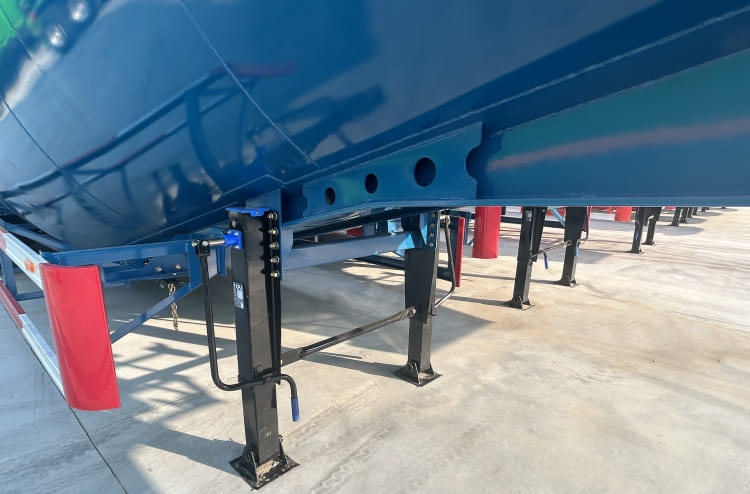 69 CBM Dry Bulk Cement Tanker Trailer for Sale in Uganda