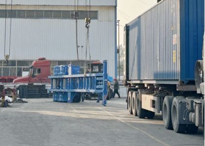 2 Axle 40ft Container Skeletal Trailer is gonna ship to Senegal Dakar