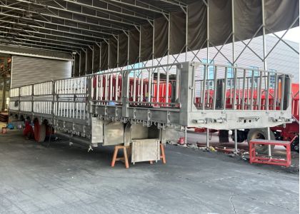 Dong Xu Cargo Fence Semi Trailer is gonna ship to Nigeria Lagos